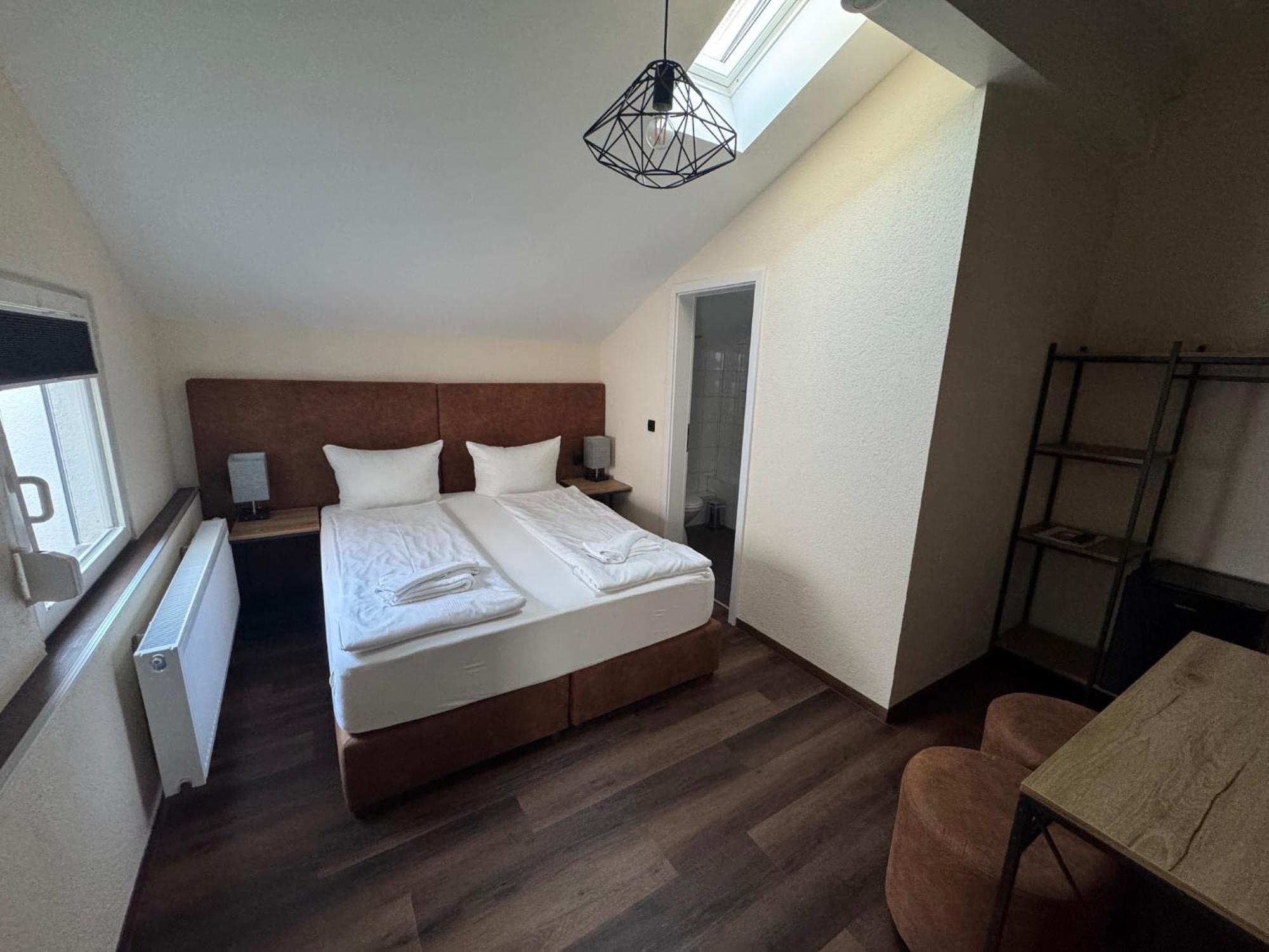 Hotel Capitol Zentrum - 24H - Friedrichshafen Luaran gambar